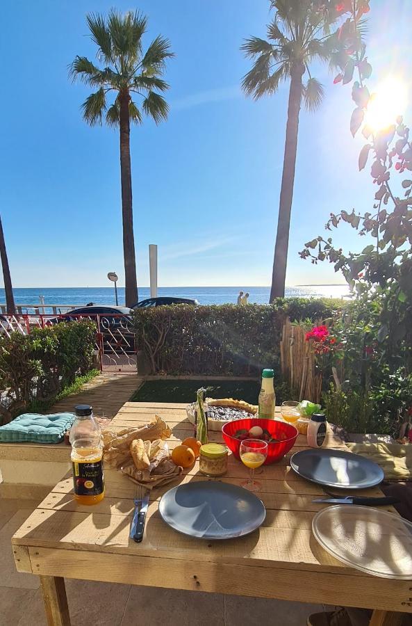 Ti Caz Kreol - Juan Plages Les Pieds Dans L'Eau Apartment Exterior photo